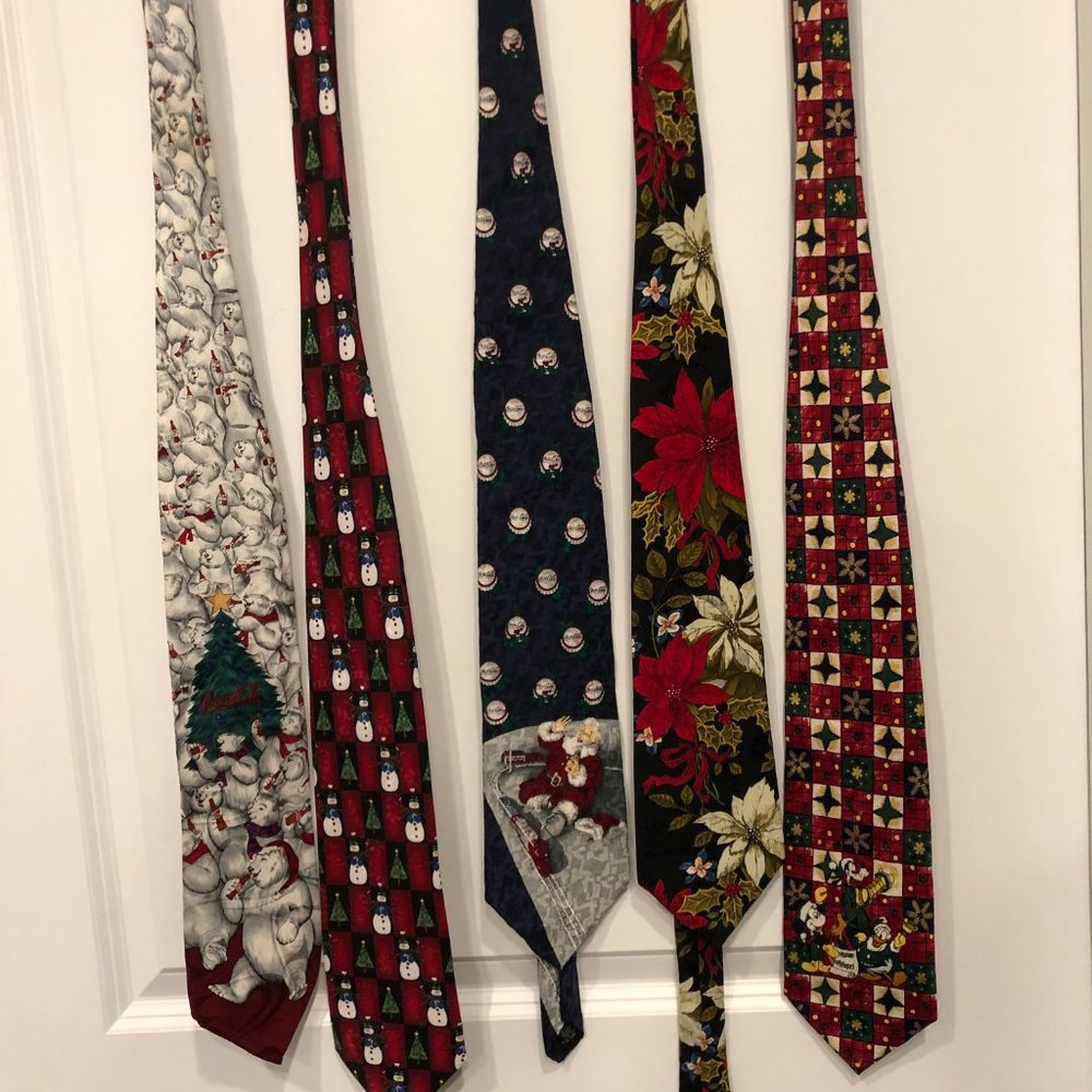 ASSORTED HOLIDAY TIES